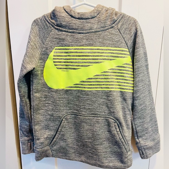Nike Other - Nike boys grey melange hoodie with thumb holes, size 4